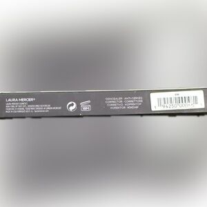 LauraMercierSecret Camouflage Brighten & Correct Duo6W Rich with warm undertone